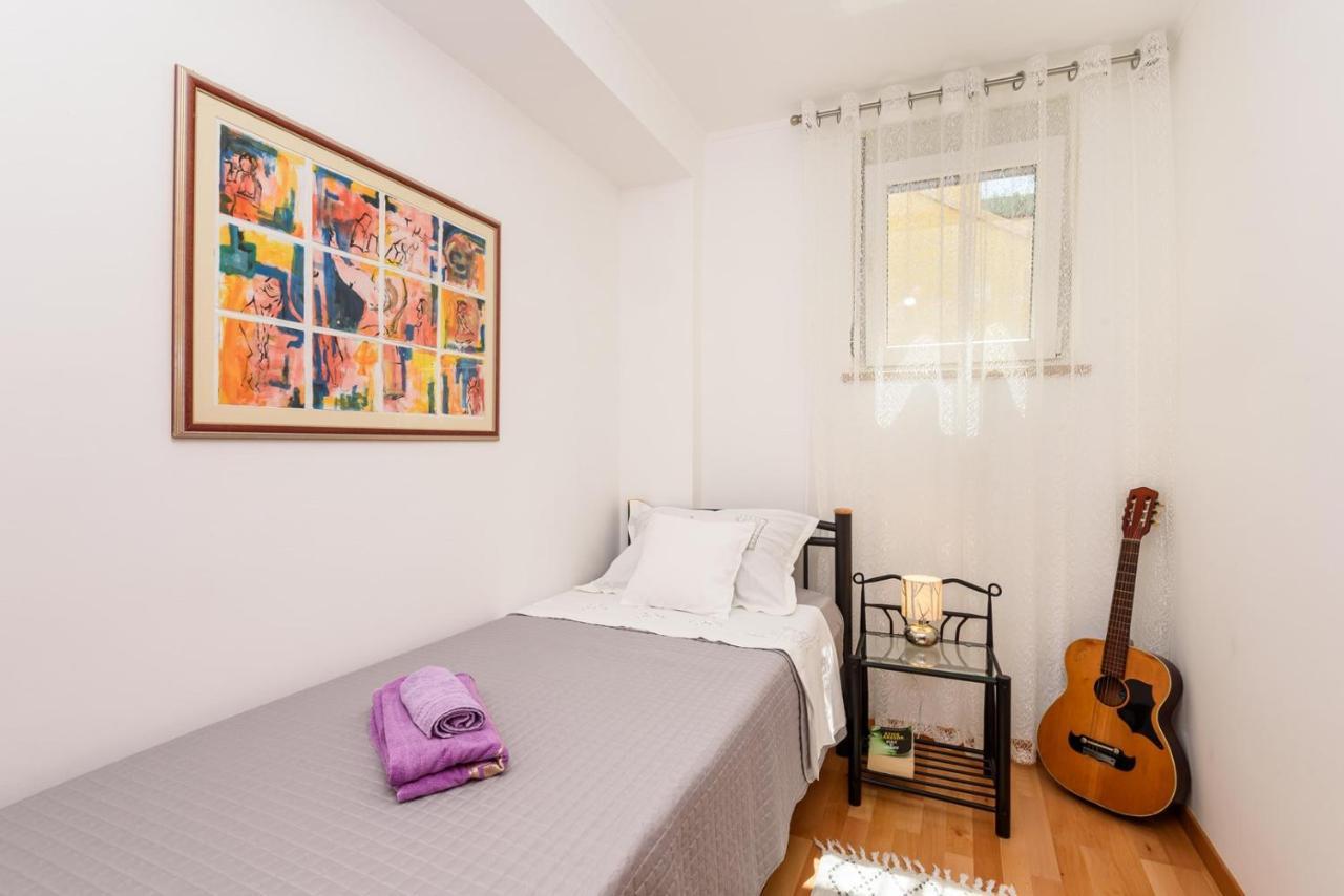 Apartment Jadranka With Sea View In Rogotin Экстерьер фото