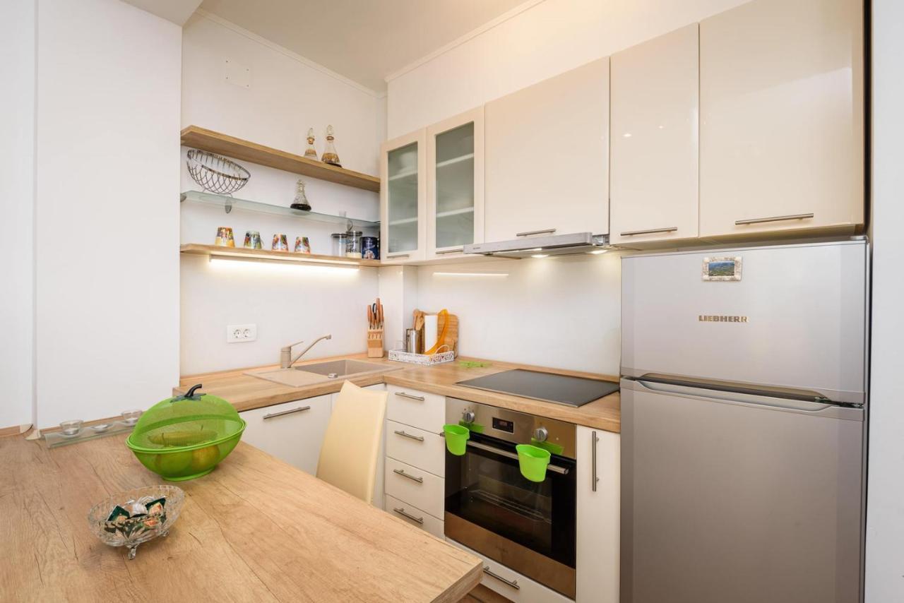 Apartment Jadranka With Sea View In Rogotin Экстерьер фото